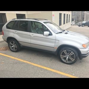 Meet your Posher, Davis